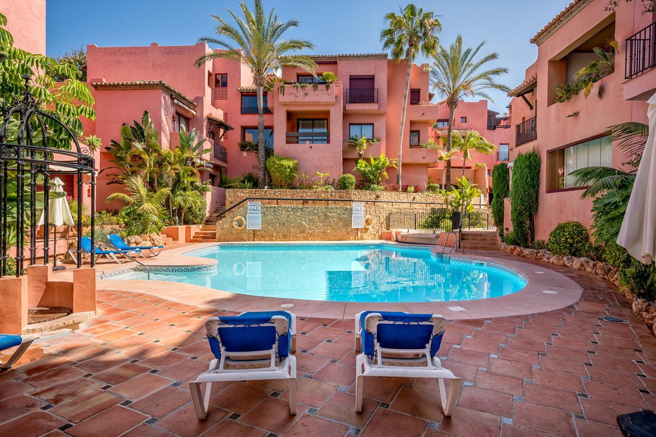 Elviria Beach Apartment Marbella Bagian luar foto