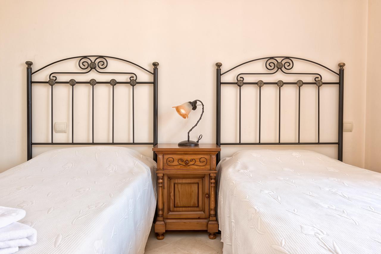 Elviria Beach Apartment Marbella Bagian luar foto